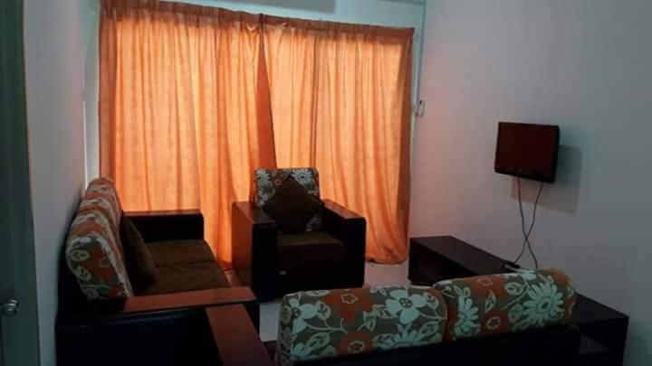 Homestay Lot 10 Pangkor パンコール エクステリア 写真